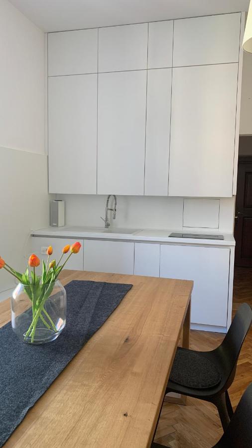 Apartament Lies By The Bridge - La Podul Minciunilor Sibiu Exteriör bild